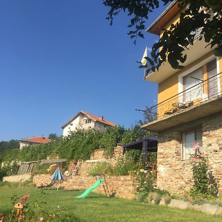 Guest House Agush Kribul Ngoại thất bức ảnh