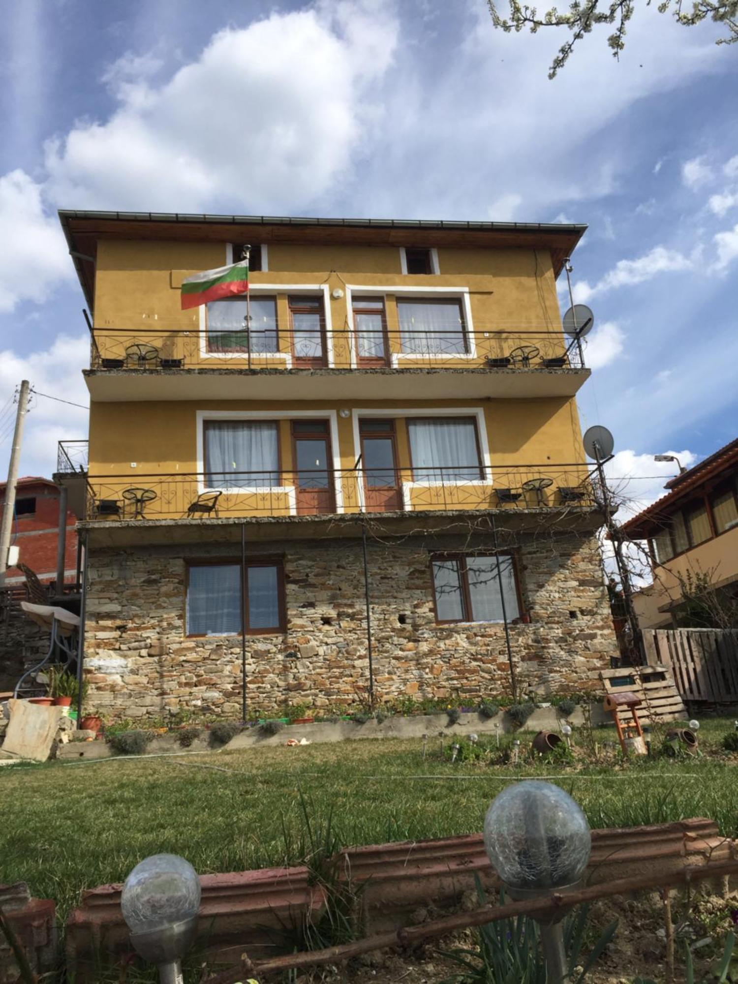 Guest House Agush Kribul Ngoại thất bức ảnh