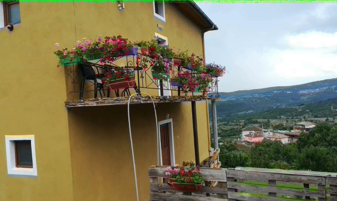 Guest House Agush Kribul Ngoại thất bức ảnh