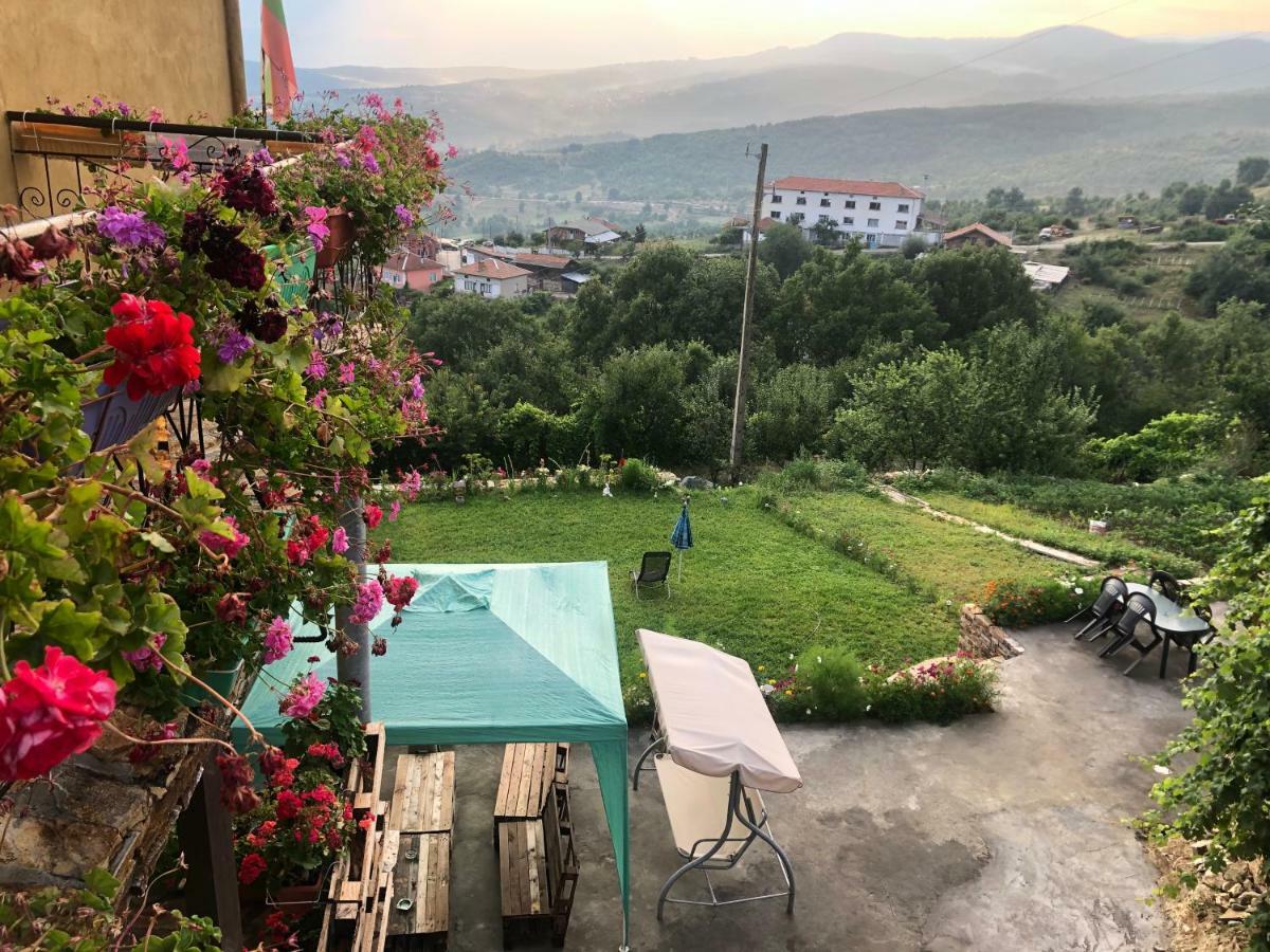 Guest House Agush Kribul Ngoại thất bức ảnh