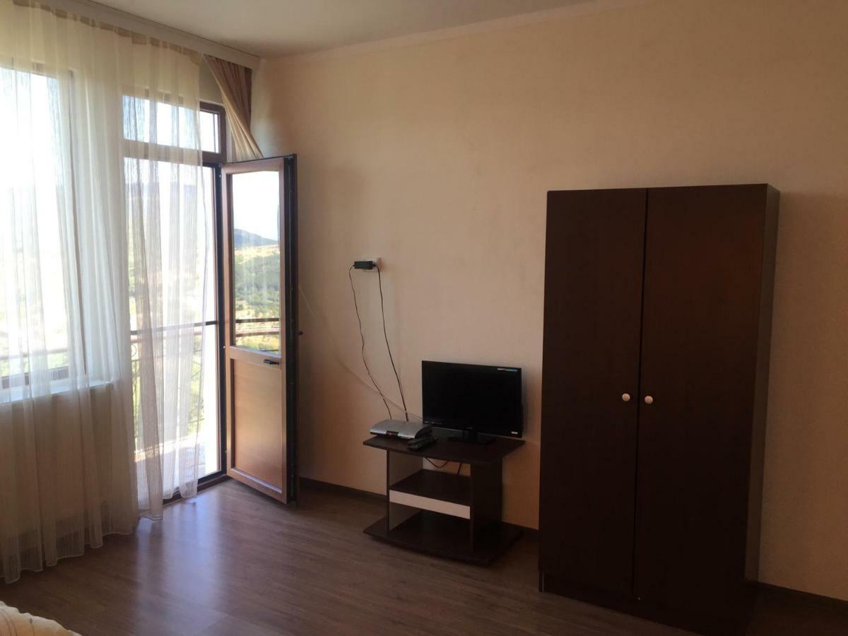 Guest House Agush Kribul Ngoại thất bức ảnh