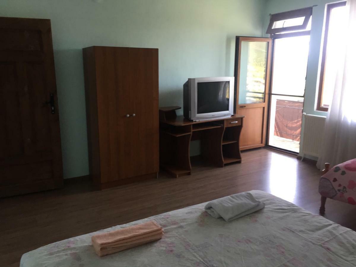 Guest House Agush Kribul Ngoại thất bức ảnh
